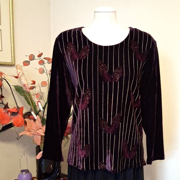 NWT Scoop Neck Purple Embroidered Blouse Long Sleeve Women’s Top 12 - Picture 2 of 9